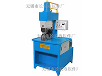 新研制产品：侧进料扣压机CKX-120